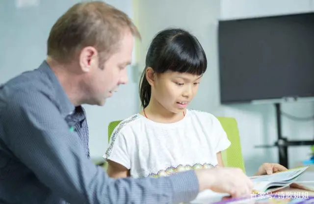 外国学生宿舍谋杀案_外国学生的英文_外国学生