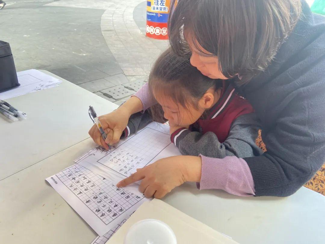 国学经典手抄报简单又好看_国学经典手抄报内容写什么_国学经典手抄报