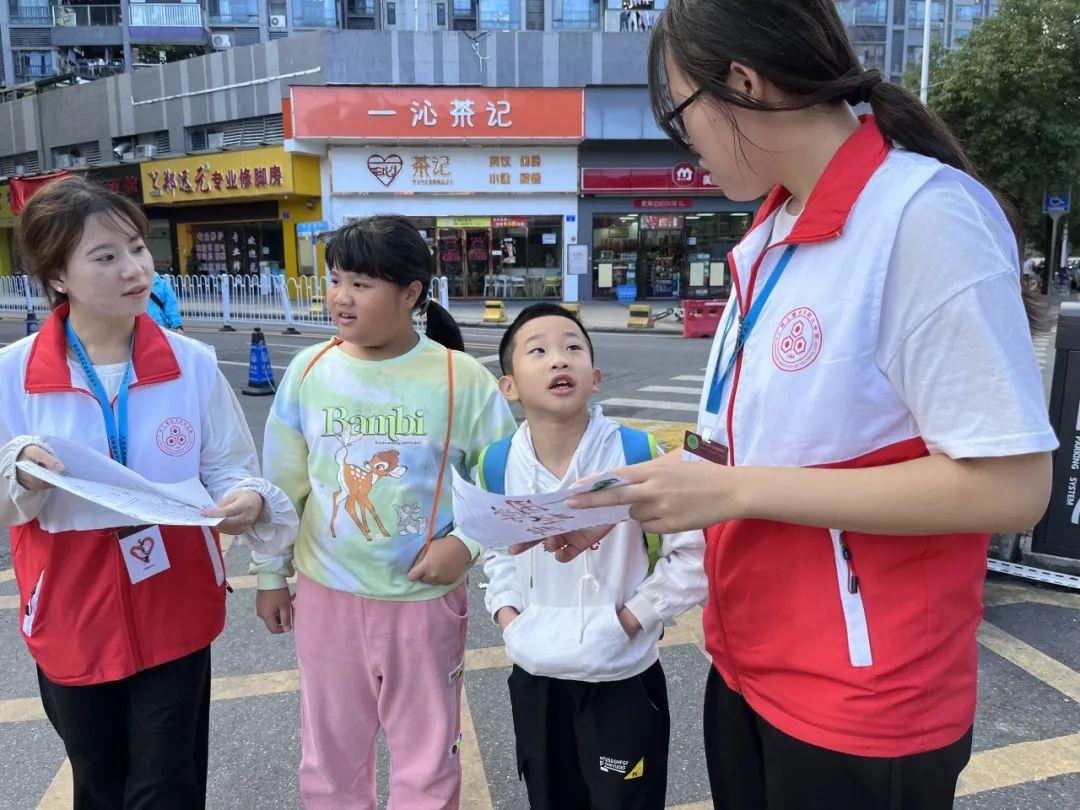 国学经典手抄报内容写什么_国学经典手抄报_国学经典手抄报简单又好看