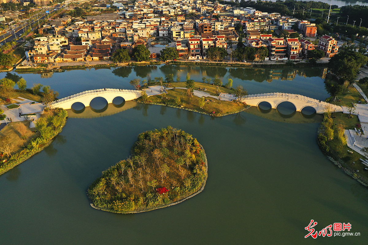 福建漳州：湘桥古厝换新颜 生态湿地添美景