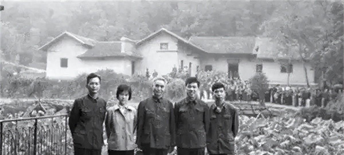 全国政协文史专员_政协文史专员是什么级别_政协全国委员会文史专员