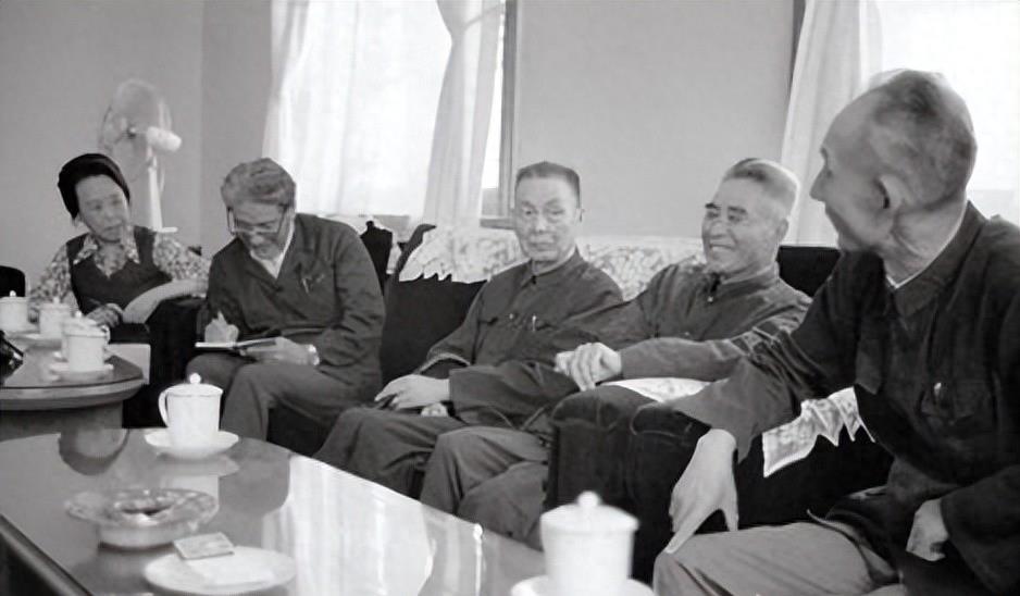 全国政协文史专员_政协文史专员是什么级别_政协全国委员会文史专员