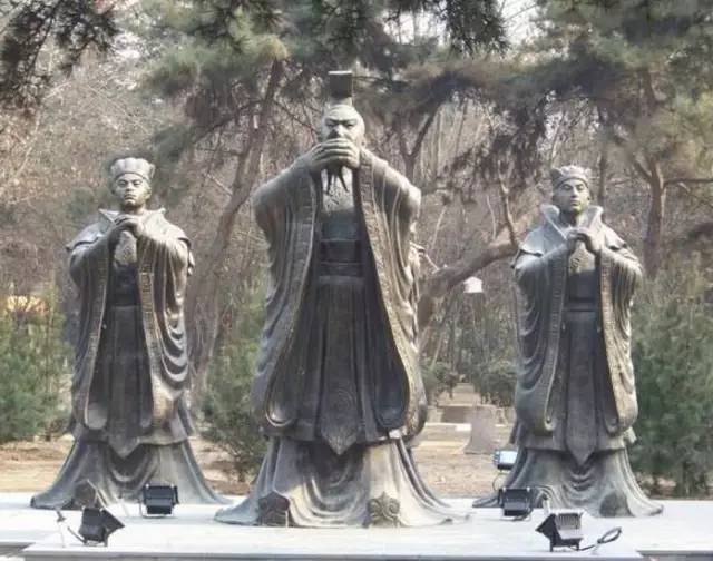 楚汉相争指的是哪两个人物_楚汉相争是指哪两个历史人物_楚汉相争指的是哪个历史人物