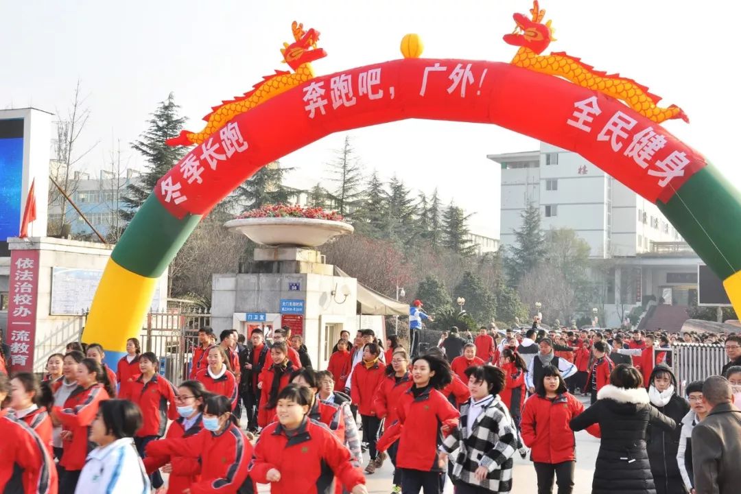 奉献社会的具体做法_奉献社会的事例_如何奉献社会
