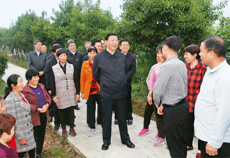 习近平：扎实推动共同富裕