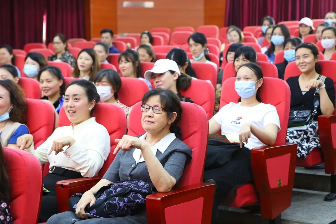 幼儿社会行为有哪些_幼儿社会行为主要有_行为社会幼儿有哪些方面