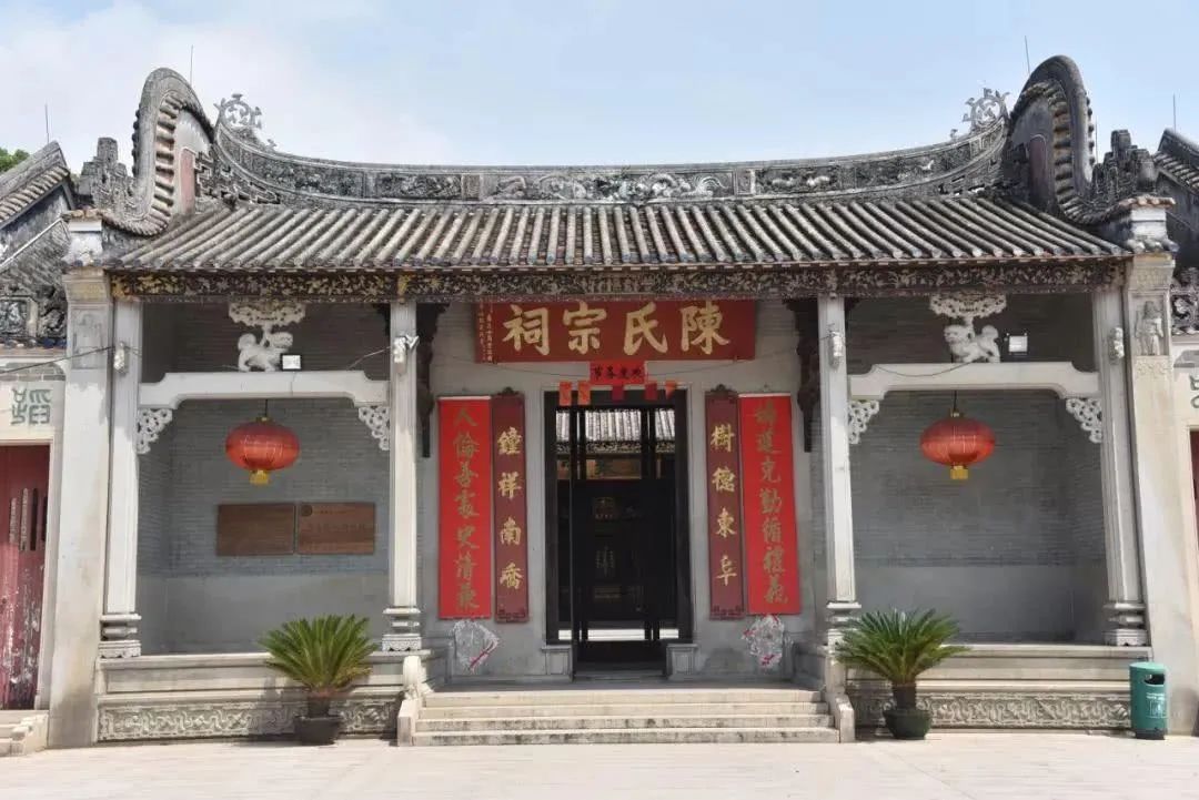 黄姓名人及历史人物_黄姓中知名人物及简要经历_黄姓名人的事迹和成就