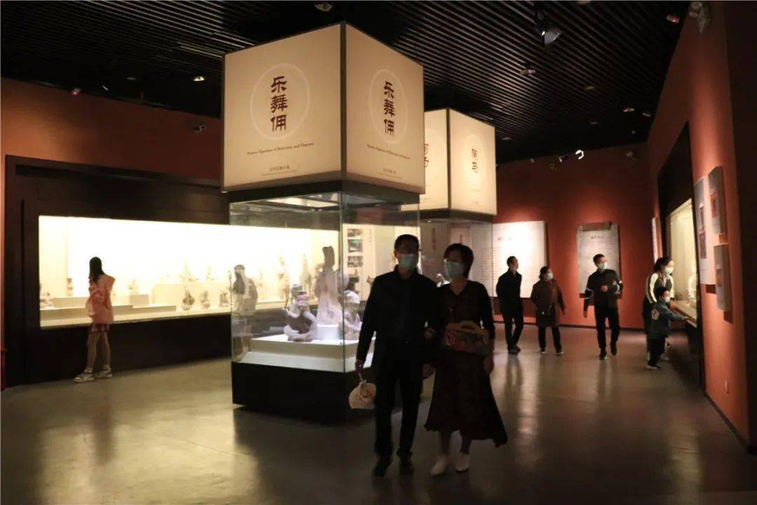 探寻历史_探寻历史足迹_探寻历史作文