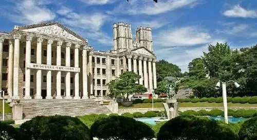 韩国学生发型_韩国学校倒闭_韩国学