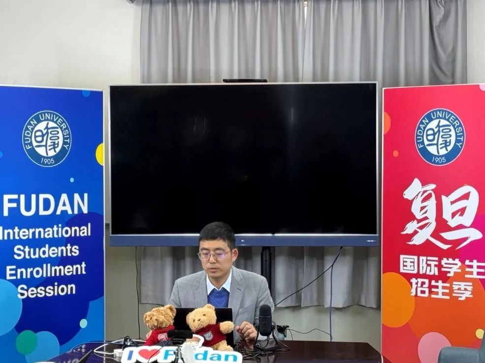 外国学生_外国学生来中国留学待遇_外国学生的英文