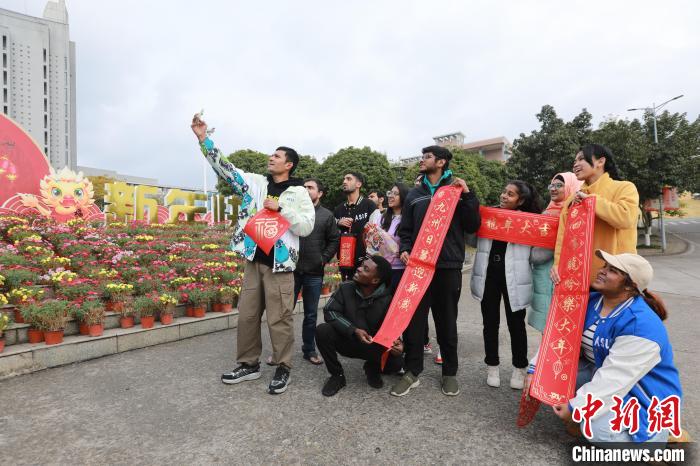 外国学生来中国留学待遇_外国学生_外国学生来中国留学的条件