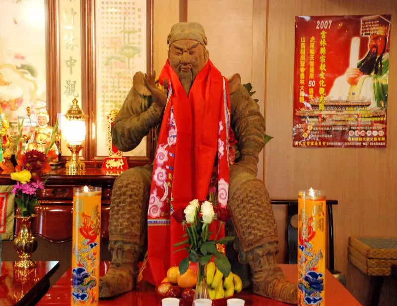 奉献社会的意义_奉献社会不光是为了名和利_如何奉献社会