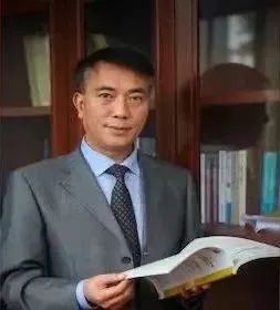 法律讲堂文史版主讲人有哪些_法律讲堂文史类_法律讲坛文史版