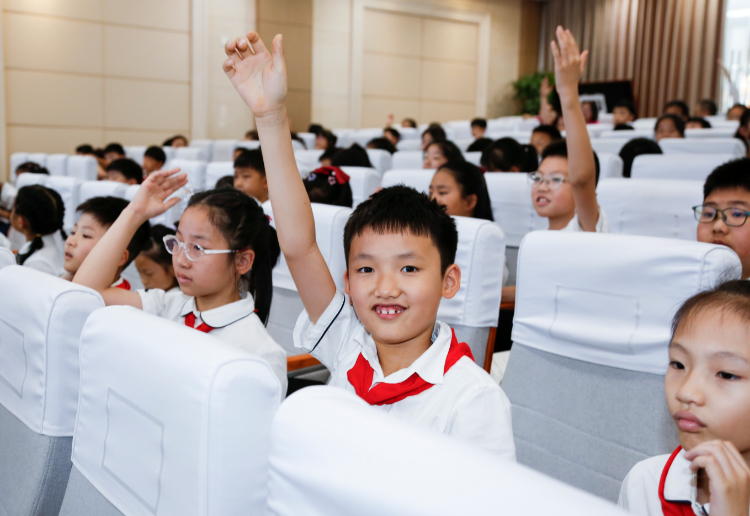 学生中国银行办卡需要什么资料_中国学生_学生中国知网怎么免费下载论文