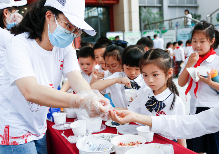 中国学生_学生中国银行办卡需要什么资料_学生中国知网怎么免费下载论文