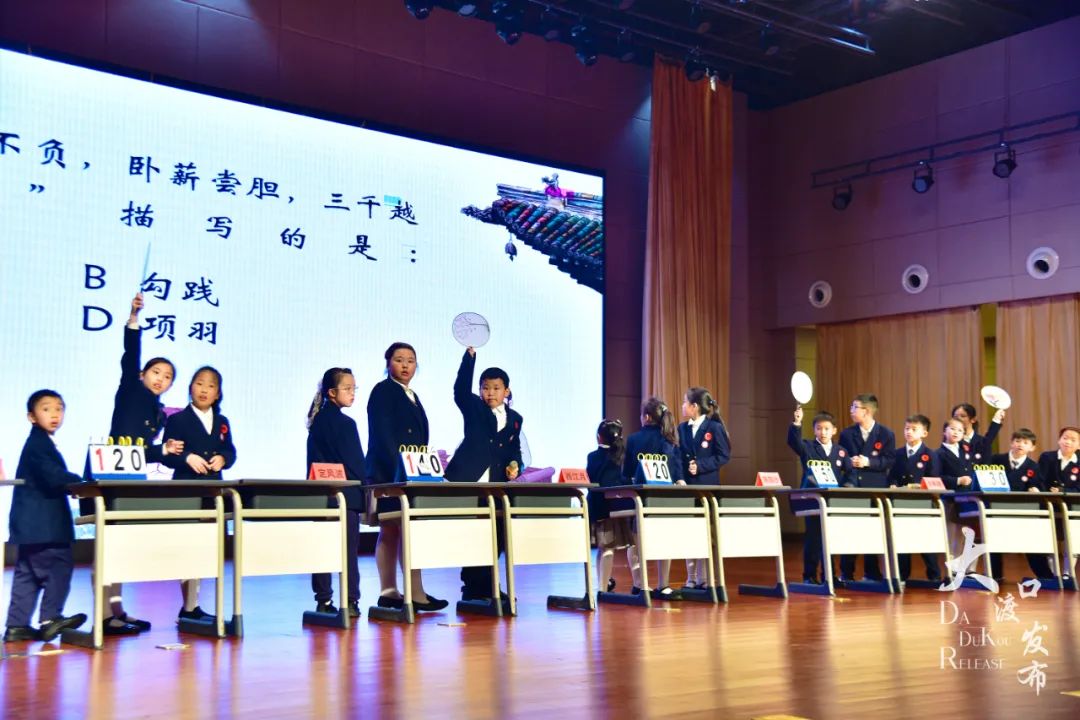 学生国学_国学学生集体朗诵_国学学生图片