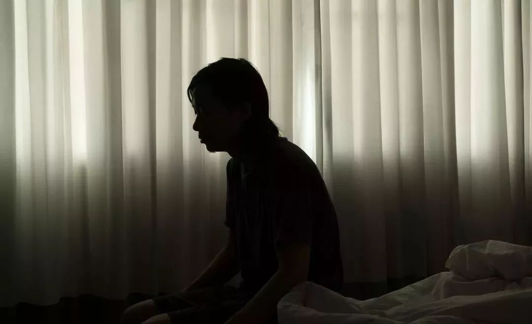 社会性是不是人的本质属性_社会属性是人的本质属性的原理_本质属性和社会属性的差别