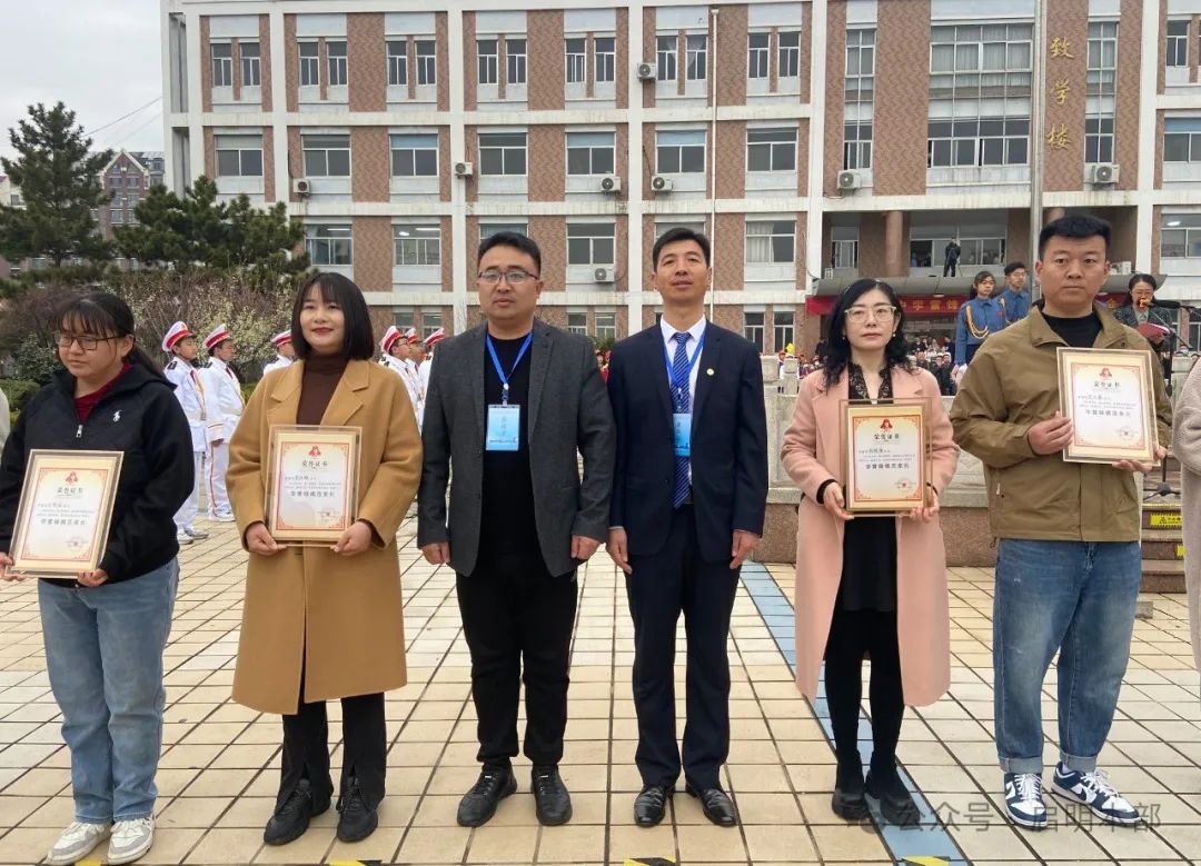 学校中国人寿学生保险怎么理赔_学校中国少年先锋队是干什么的_中国学校