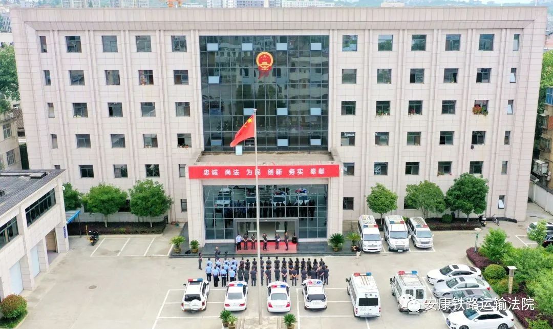 法治社会的看法_我眼中的法治社会_我眼中的法治社会作文