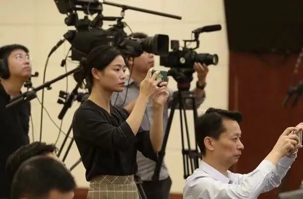 我眼中的法治社会作文_我眼中的法治社会_法治社会的看法