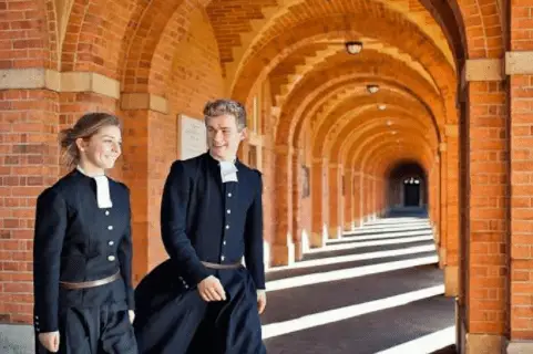 英国学医要几年_英国学制_英国学