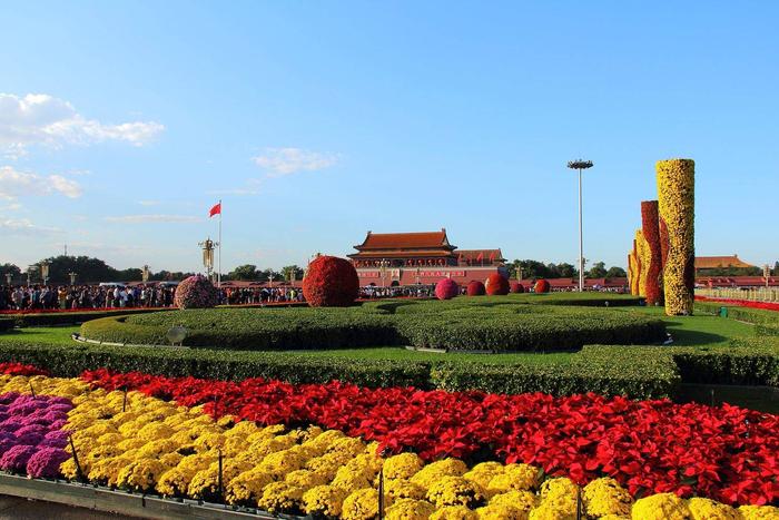 中国最受欢迎的十大旅游城市，8座在南方，你最喜欢哪一座？