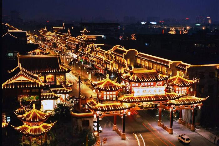 中国最受欢迎的十大旅游城市，8座在南方，你最喜欢哪一座？