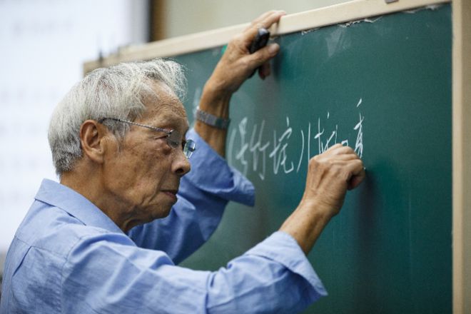 郭德纲相声文史专家_郭德纲于谦文史专家_文史专家