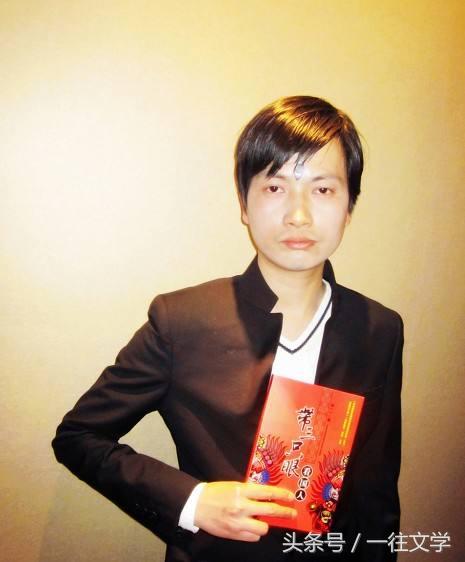 对牛弹琴的历史人物_弹琴的古代人物简笔画_弹琴的历史人物