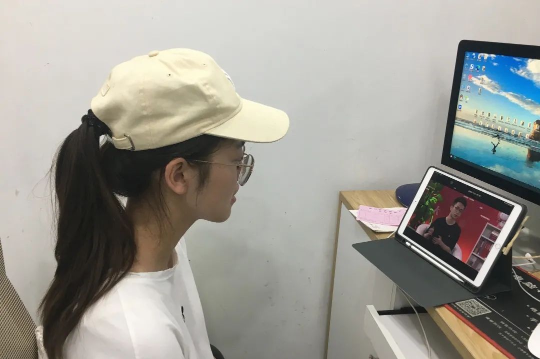 中华全国学生联合会_中华联合全国学生会成立时间_中华联合全国学生会会长
