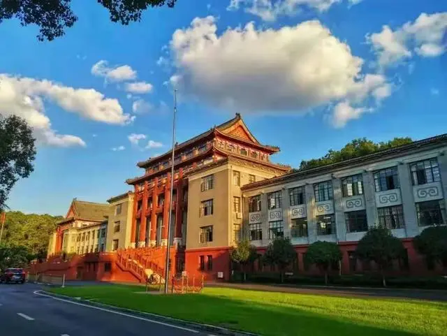 大学文史专业_文史大学专业排行榜_文史专业大学排名