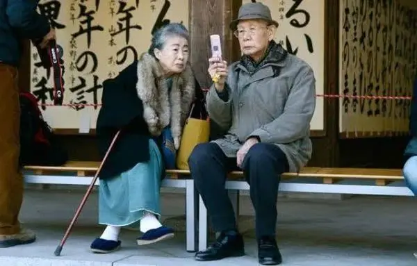 日本社会党_日本社会现状_日本社会