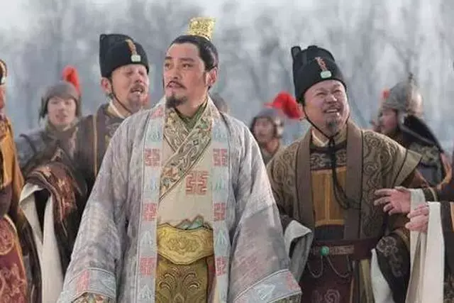 被历史唾弃的人物_最让人唾弃的历史人物_被世人唾弃的历史人物