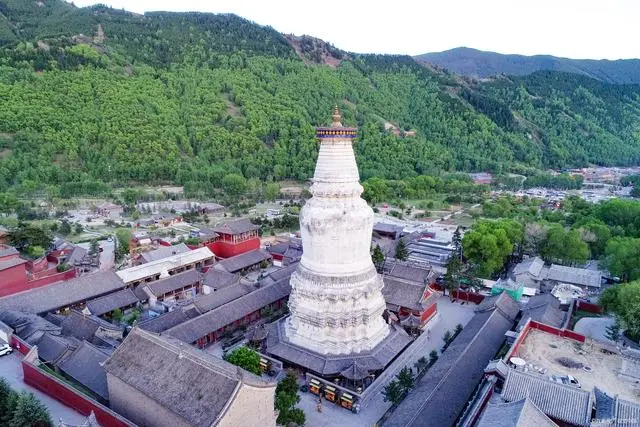 山西风光无限好：探寻山西省内十大旅游风景区的魅力