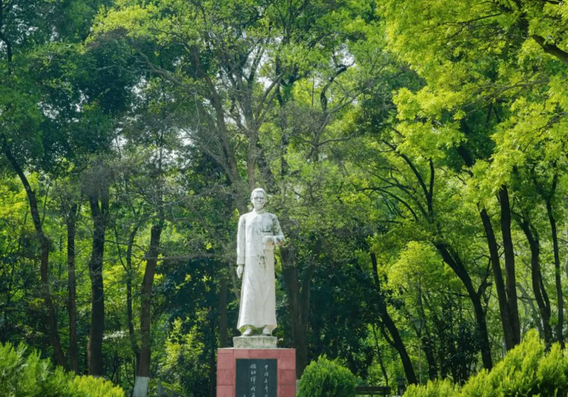 文学直博班哪些学校有_文学历史直博班_文史直博班