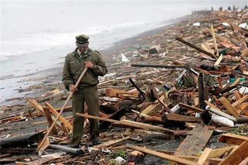 人类史上最大地震，比唐山大地震恐怖百倍，火山齐喷发，海水消失