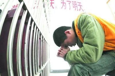 青少年的社会责任是什么_青少年责任的来源_青少年的社会责任