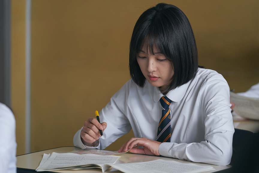 韩国学生发型_韩国学生累还是日本学生累_韩国学生