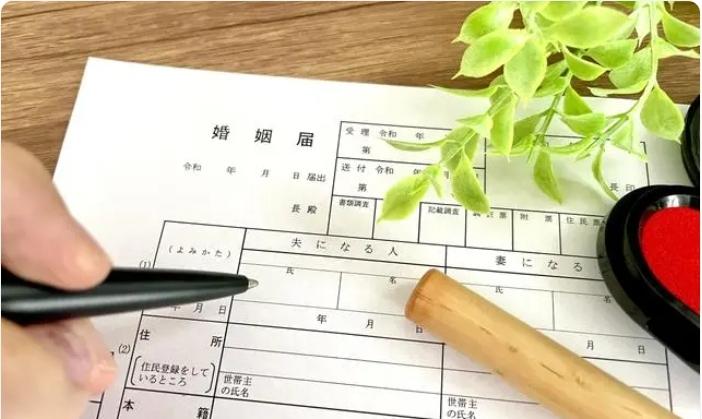 当今婚恋现象社会现状_当今婚恋社会现象_当前社会的婚恋状况