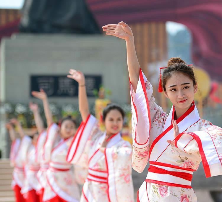 司马迁为什么黑秦始皇_司马迁是哪个朝代_司马迁