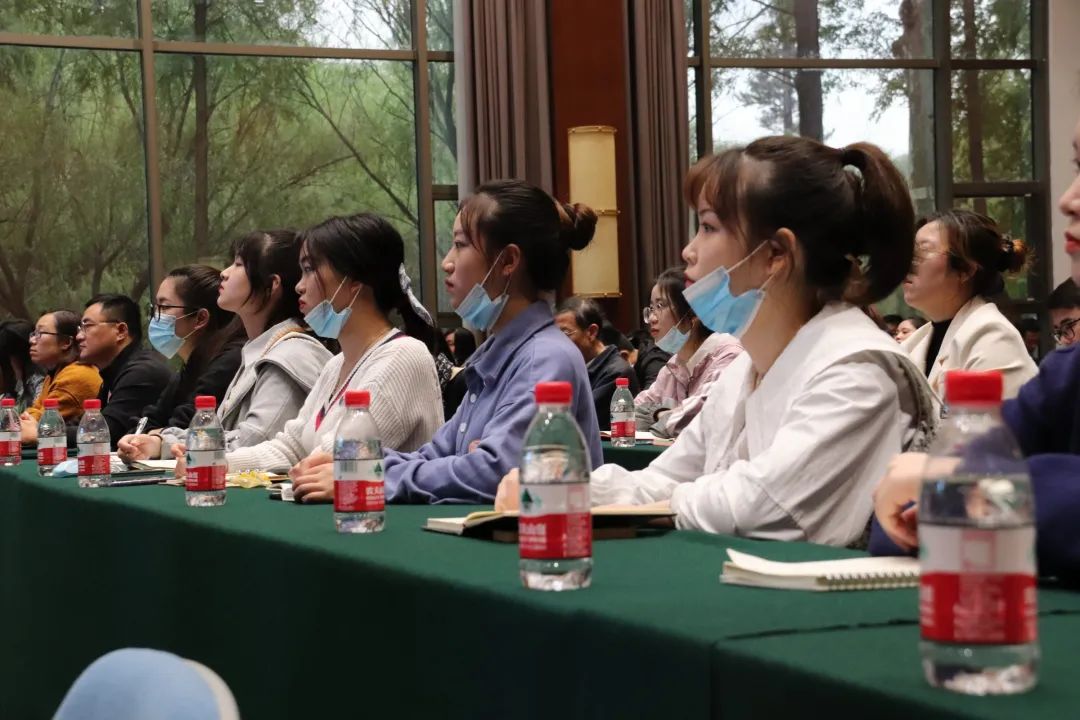 新民主主义社会就是( )_新民主主义社会就是( )_新民主主义社会就是( )