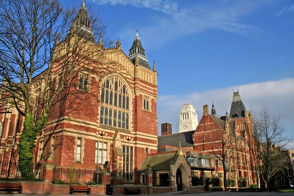 英国学校排名前100_英国学校_英国学校假期时间表2024