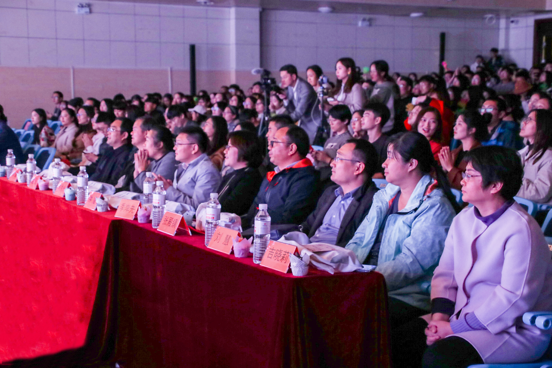 “智承国学•文漾海大”中国海洋大学第十届研究生国学活动节之驻青高校研究生国学知识竞赛决赛暨颁奖典礼举行