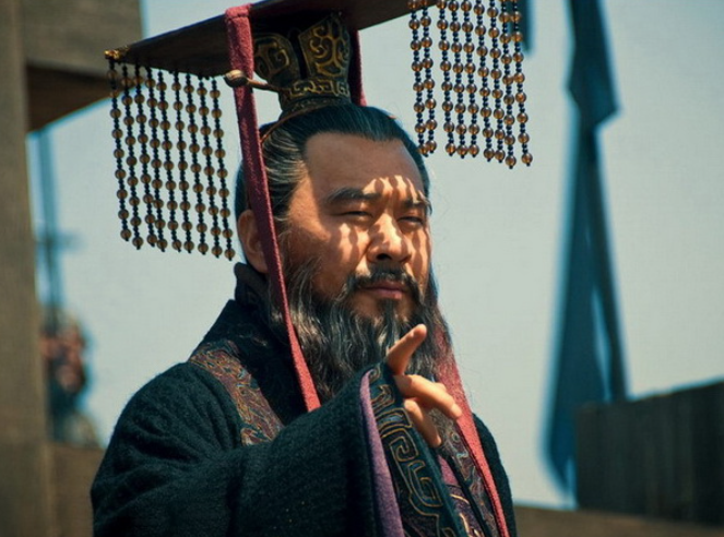 从正面评价曹操_对历史人物曹操的正面评价是一直存在的_正反两面评价曹操