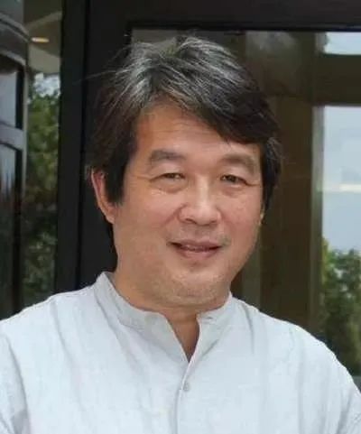 体育的社会分层_体育社会分层的标准_社会分层与体育运动