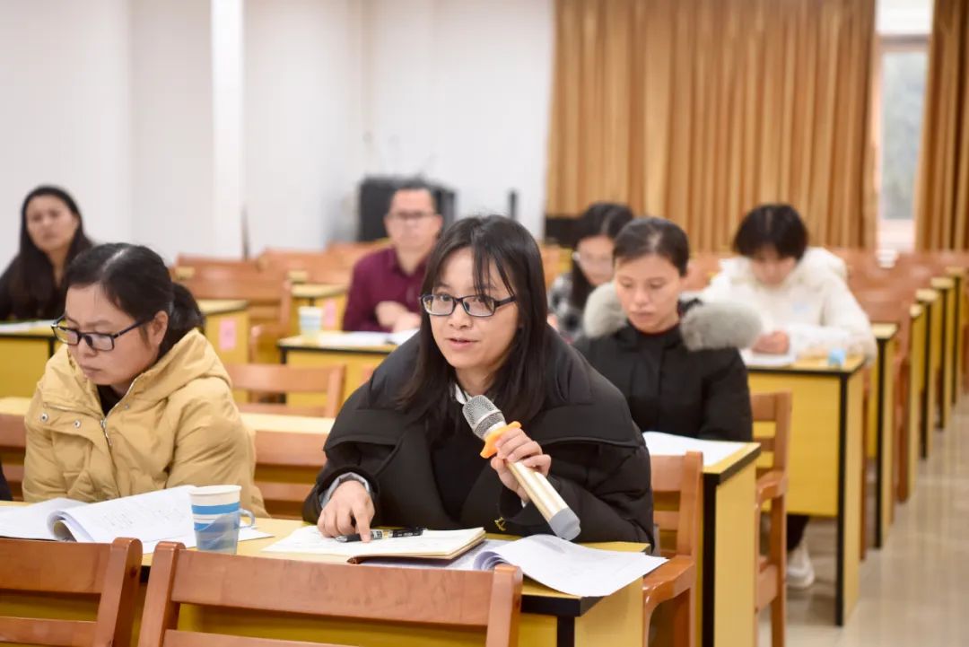 贵港人力资源与社会保障局_广西贵港人力和社会保障网_贵港市人力资源部和社会保障部