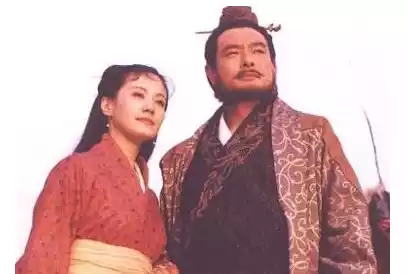 人物父亲历史蔡文姬是谁_蔡文姬父亲的故事_蔡文姬的父亲是什么历史人物