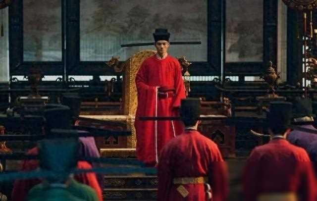 中国历史3大名相，一人被腰斩，一人被两次罢免，只有他享武侯祠