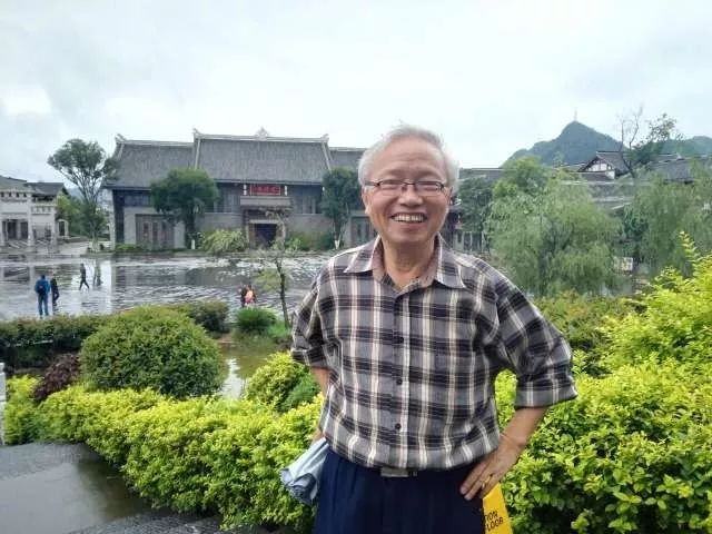 对社会的思考_思考社会对职业的评价_思考社会问题的方法