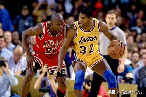 史密斯埃尔文生日_史密斯埃尔文身高_埃尔文史密斯